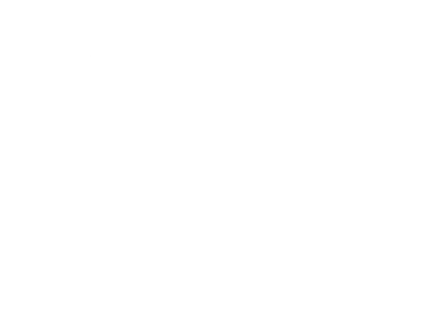 Als Kind lernte ich das Klöppeln. Doch es zog mich immer mehr zu Farbe und Pinsel. Mit dem Gestalten von Hintergründen für Klöppelspitzen fand ich wieder Gefallen an der  Fertigung von Klöppelspitzen.  Ich mag feine und filigrane Muster,  die man mit wenigen Klöppelpaaren  umsetzten kann. Aus vielen  verschlungenen Bändern in  Kombination mit Flechtern und Perlen,  entstehen große und kleine Bilder,  Figuren und Dekorationen.   Meine bunten und düsteren Klöppelideen  sind wie Tag und Nacht und können im			                                                                   entdeckt und erworben werden.